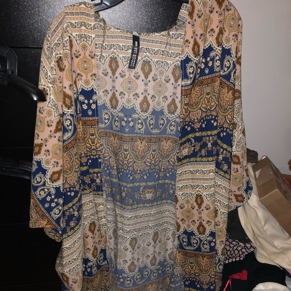 Long Kimono - Picture 3 of 6